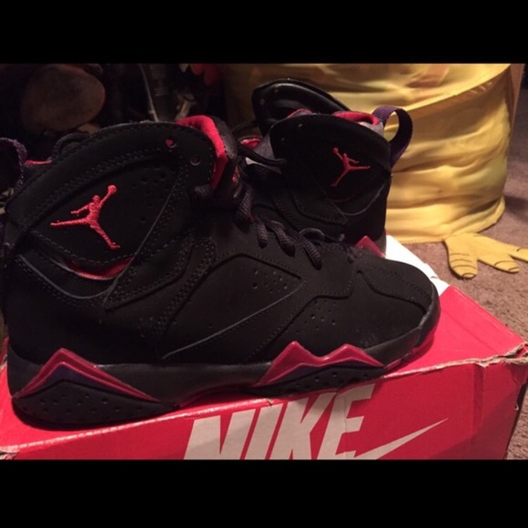 Jordan retro 7 raptor 4y