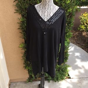 Black sequence sweater