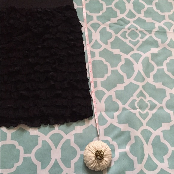 Mini skirt - Picture 3 of 4