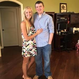 Meet your Posher, Marissa