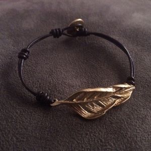 C+I Goldtone/Brown Leather Bracelet