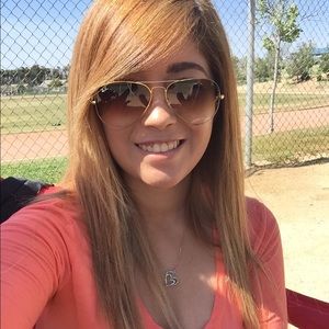 Meet your Posher, Amber