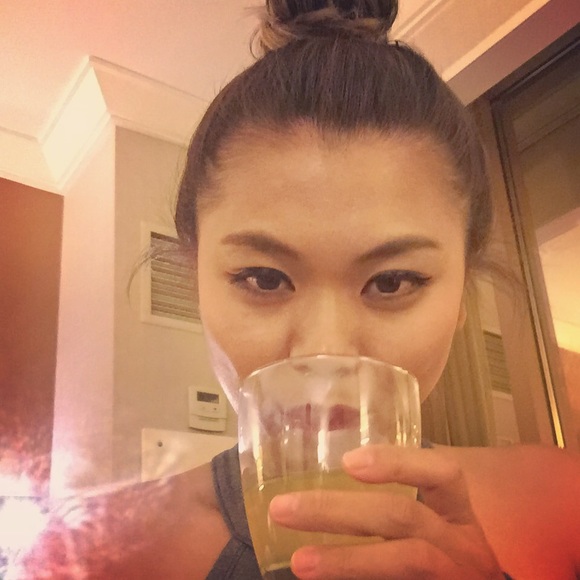 Meet your Posher, Chi - Picture 3 of 3