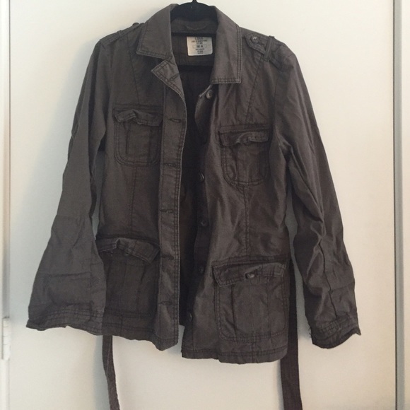 H&M Trench Coat - Picture 3 of 3
