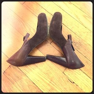 Brown suede and leather pumps