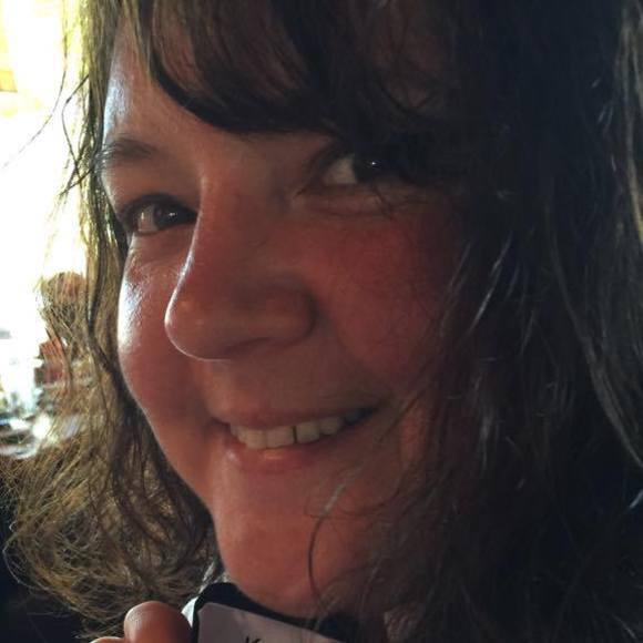 Meet your Posher, Aliscia - Picture 1 of 1