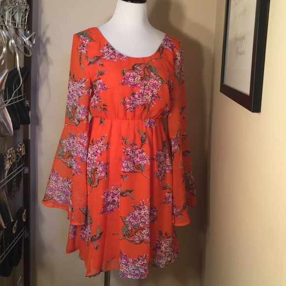 LAST ONE‼️🎉HP🎉 Orange Floral Print Dress - Picture 3 of 3