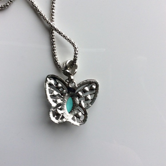 Butterfly Necklace - Picture 4 of 4