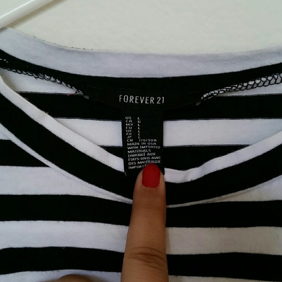 💥ON SALE💥Striped Crop Top - Picture 2 of 2