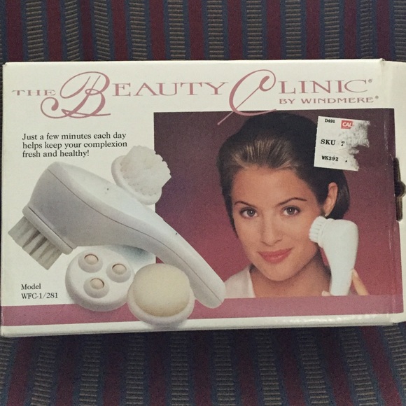 Facial brush by Windmere