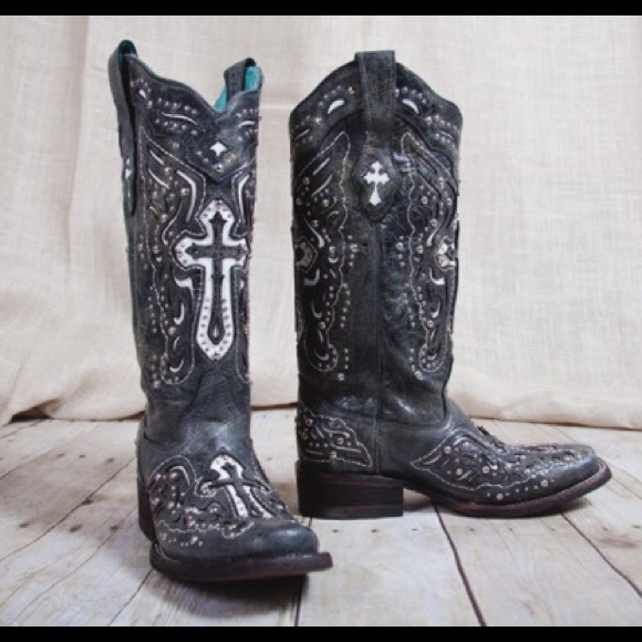 Women's corral boots