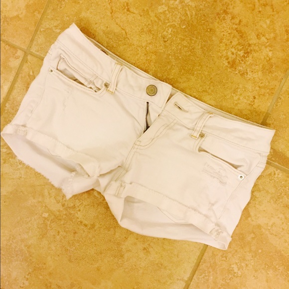American Eagle white denim shorts