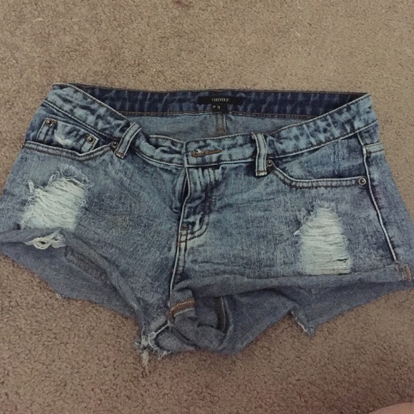 Forever 21 jean shorts, size 28