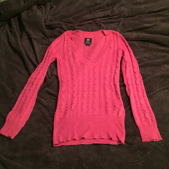American eagle sweater