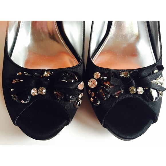 Nina brand formal heels! - Picture 2 of 4