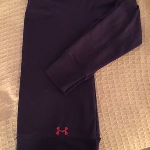 Under Armour Pull Over Sweatshirt
