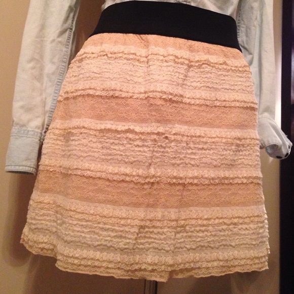 🍰 Free People Cream Lace Layer Skirt - Picture 3 of 4