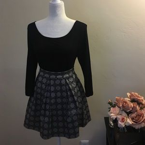 High waisted skirt