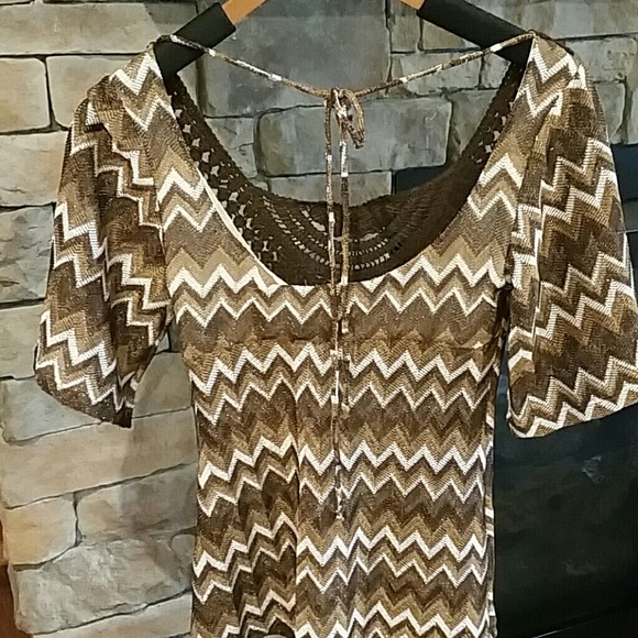 Blouse - Picture 2 of 3