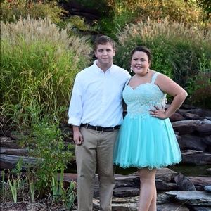 Meet your Posher, Abbie