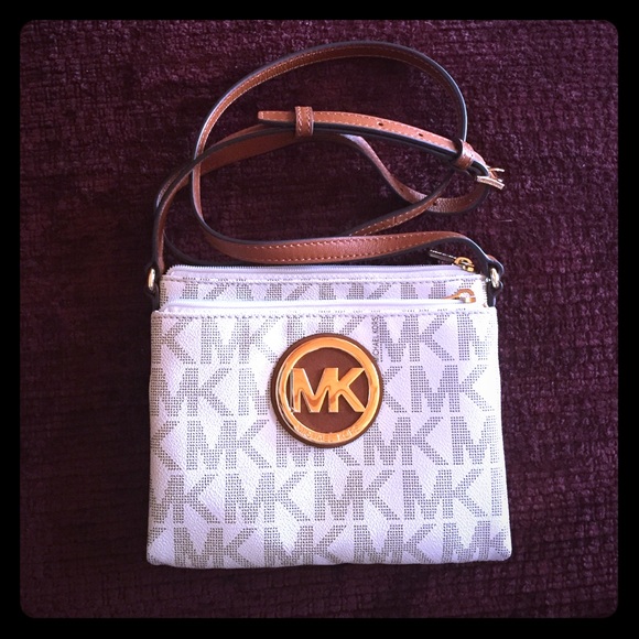 Michael Kors vanilla crossbody purse