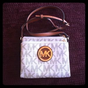 Michael Kors vanilla crossbody purse