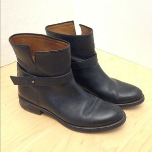 Madewell black leather boots