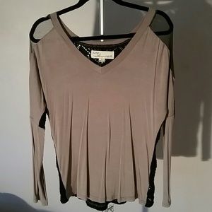 Mesh shoulder top