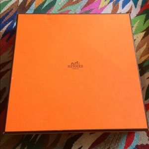 Hermés Scarf Box