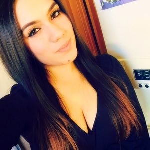 Meet your Posher, Ioanna