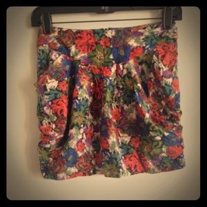 Fitted floral skirt