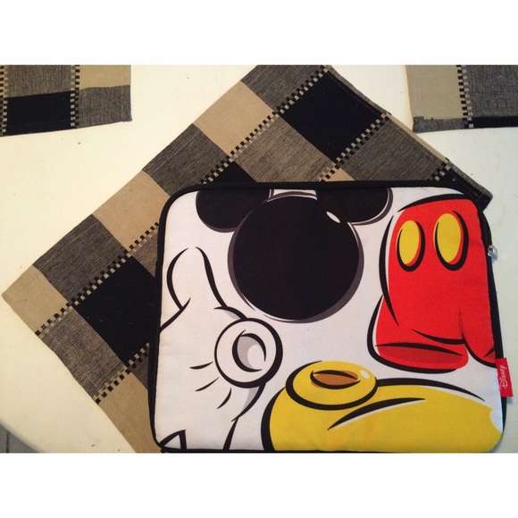mickey mouse laptop sleeve