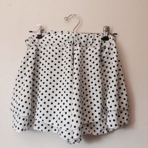 Polka dot skirt/shorts🎀