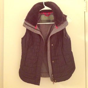 Nike Vest with Fuzzy Collar!