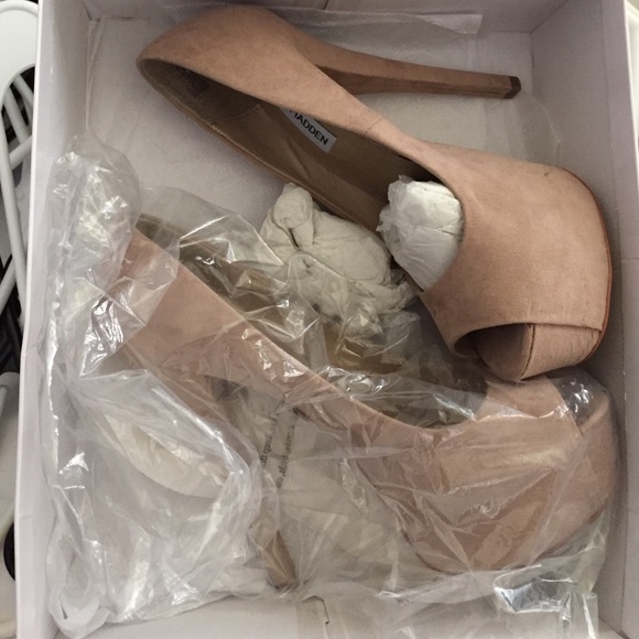 Steve Madden Shoes - Steve Madden pump
