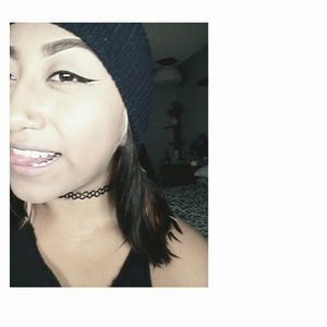 Meet your Posher, Lily