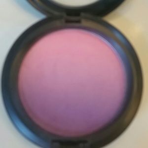 Authentic MAC Azalea Blossom Blush