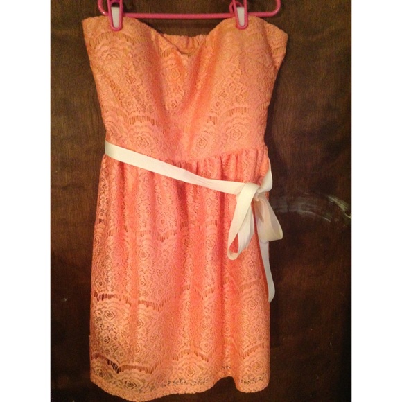 Cute Lace Dress!