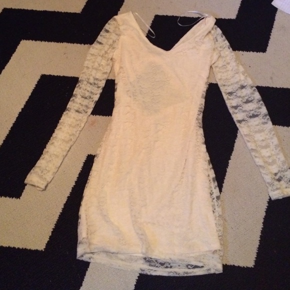 Off white lace mini dress back now cutout