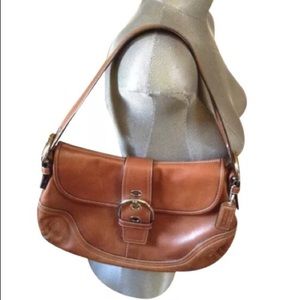 Authentic Coach shoulder leather bag camel brown
