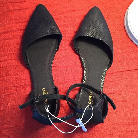 Old navy black ankle flats