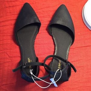 Old navy black ankle flats