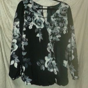 Layne Bryant Wrap Style Rose Pattern Shirt