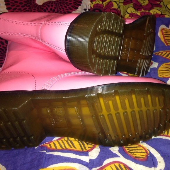 🚫SOLD🚫 Dr. Martens - Picture 2 of 3