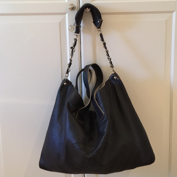 : SOLD : Chanel Tote and Shoulder Bag - Picture 2 of 4