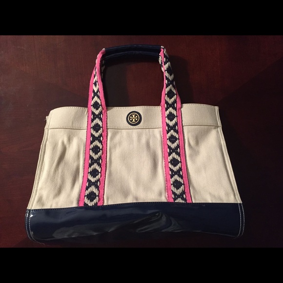 AUTHENTIC TORY BURCH CANVAS & PATENT LEATHER TOTE!