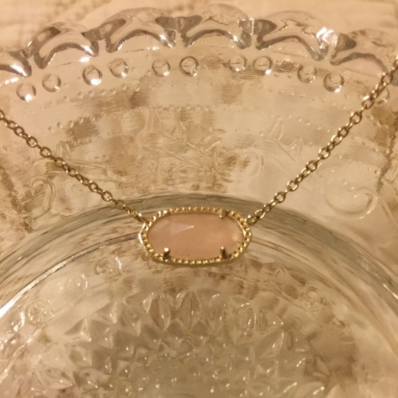 Kendra Scott Elisa Rose Quartz necklace - Picture 2 of 4
