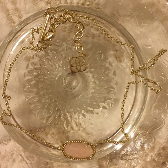Kendra Scott Elisa Rose Quartz necklace - Picture 3 of 4
