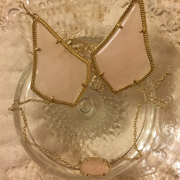 Kendra Scott Elisa Rose Quartz necklace - Picture 4 of 4