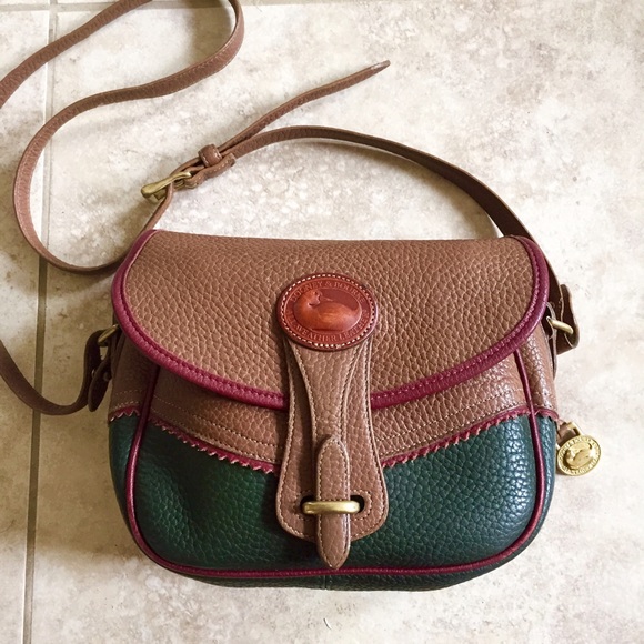 Authentic Dooney & Bourke Vintage Teton Bag RARE - Picture 1 of 4